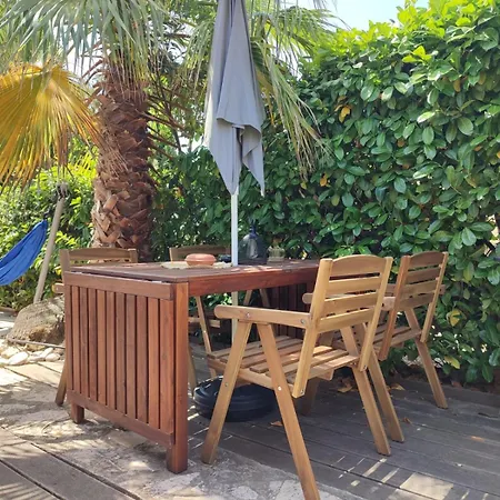 Club Avec Jardin